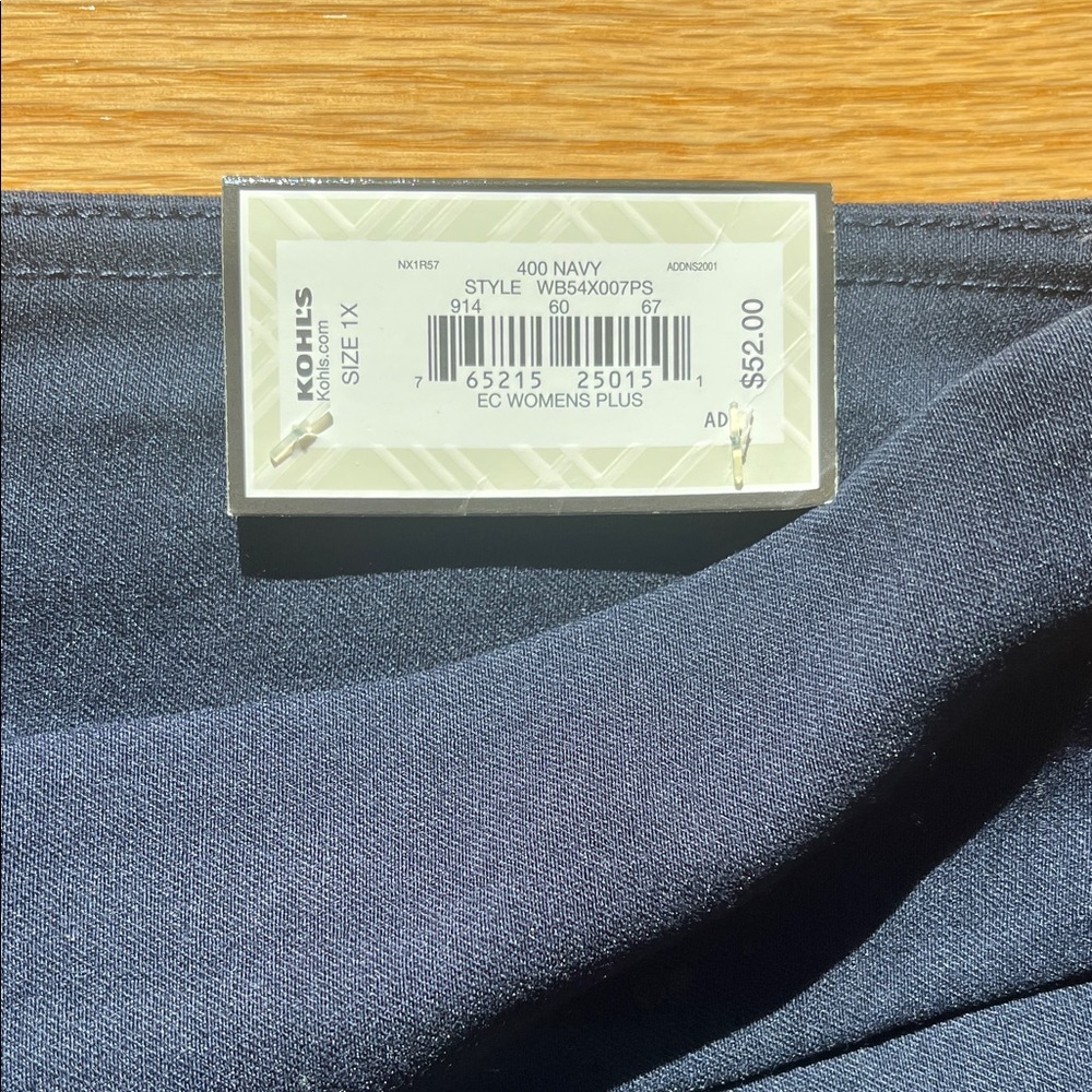Dana Buchman Navy Straight Leg Pants - Picture 7 of 7